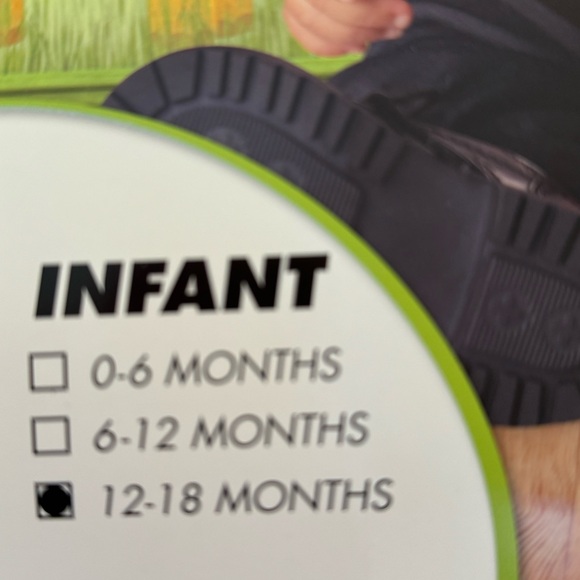 Spirit Halloween Vampire Cutie 12-18 Months Halloween Costume EUC - Picture 6 of 7